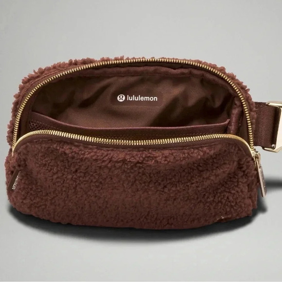 Lululemon Everywhere fleece Belt Bag Brown Earth/Gold size 1L - Picture 9 of 10